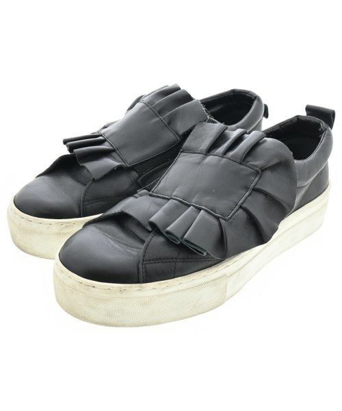 MUVEIL รองเท้าผ้าใบ