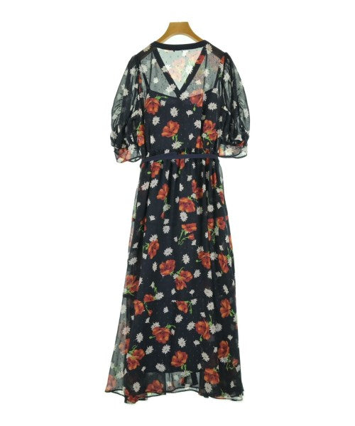 MUVEIL ชุดเดรส