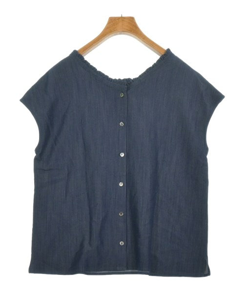 CLEAR IMPRESSION เสื้อลำลอง