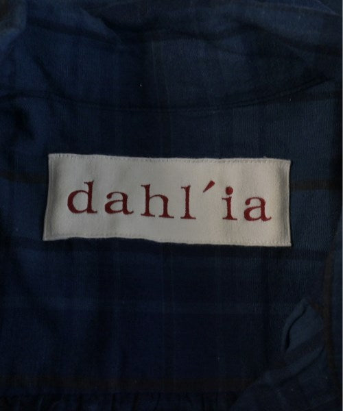 Dahl'ia เสื้อลำลอง