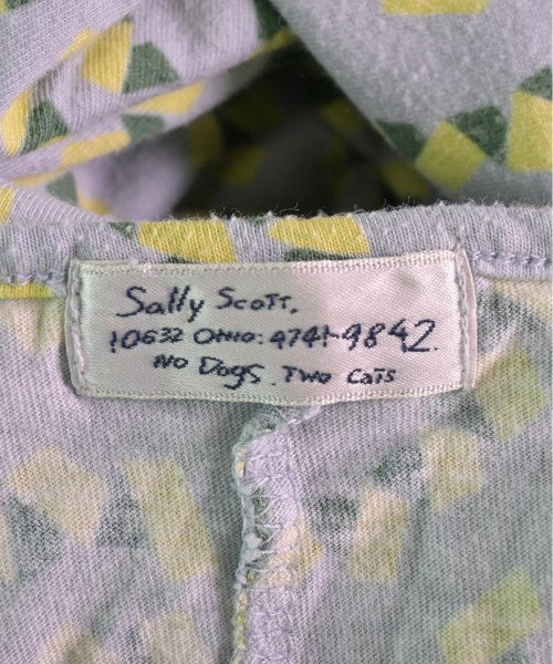 Sally Scott ชุดเดรส