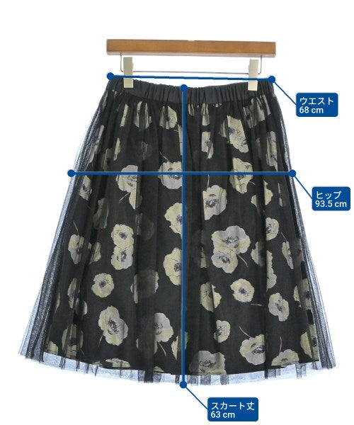 OPAQUE กระโปรงยาวถึงเข่า