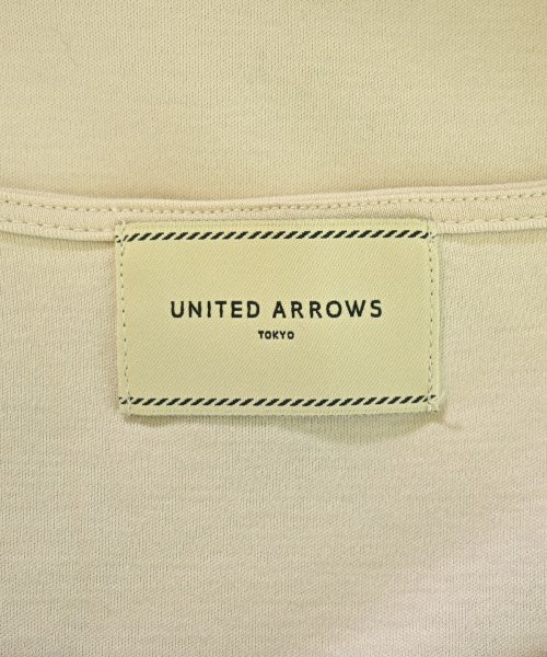 UNITED ARROWS เสื้อยืด/เสื้อท็อปส์