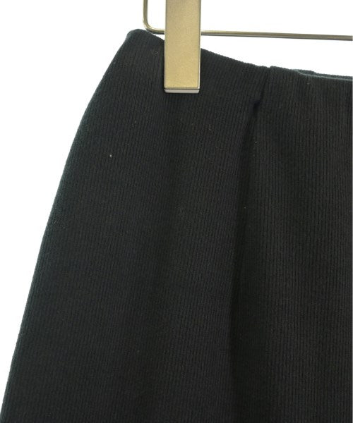 green label relaxing กระโปรงยาวถึงเข่า