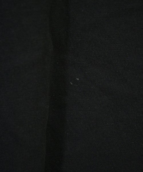DIESEL เสื้อยืด/เสื้อท็อปส์