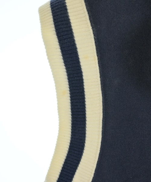 marka เสื้อกั๊ก