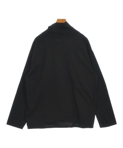 marka เสื้อยืด/เสื้อท็อปส์