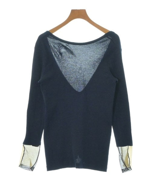 TOGA เสื้อยืด/เสื้อท็อปส์