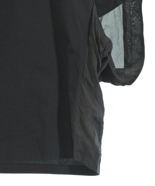 TOGA เสื้อยืด/เสื้อท็อปส์