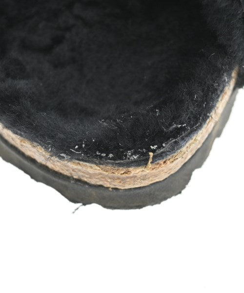 BIRKENSTOCK รองเท้าแตะ