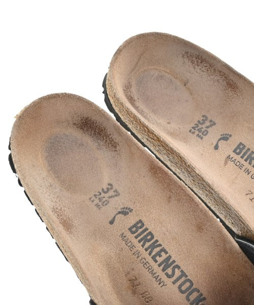 BIRKENSTOCK รองเท้าแตะ