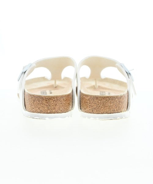 BIRKENSTOCK รองเท้าแตะ