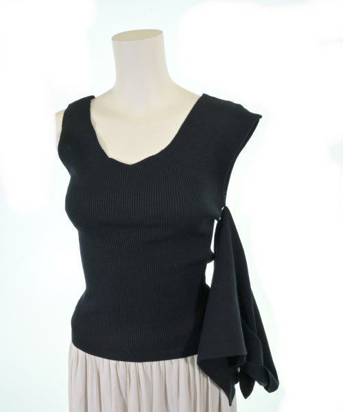 FRAY I.D เสื้อแขนกุด