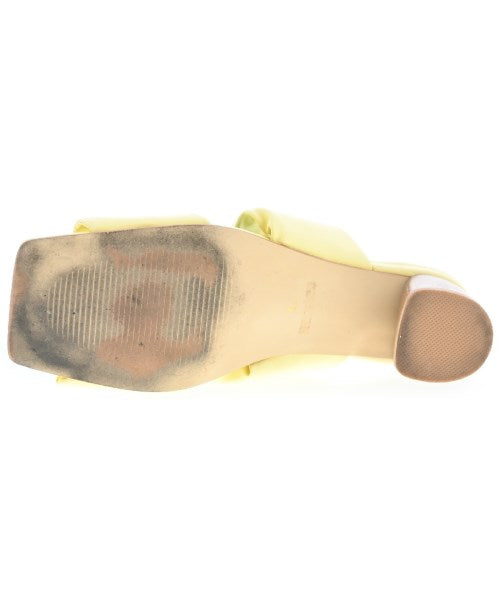 soffitto รองเท้าแตะ