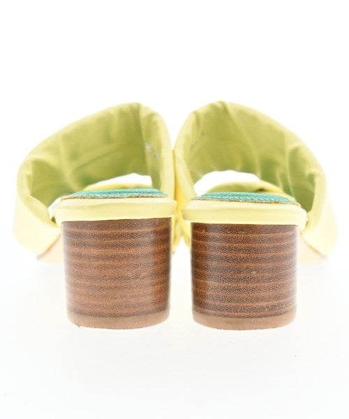 soffitto รองเท้าแตะ