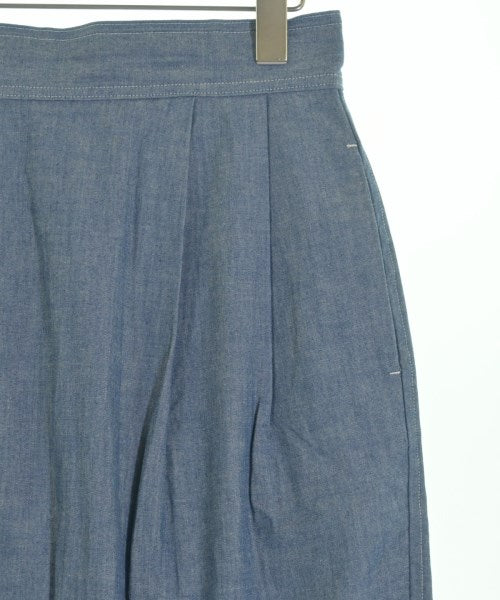 HYKE กระโปรงยาวถึงเข่า