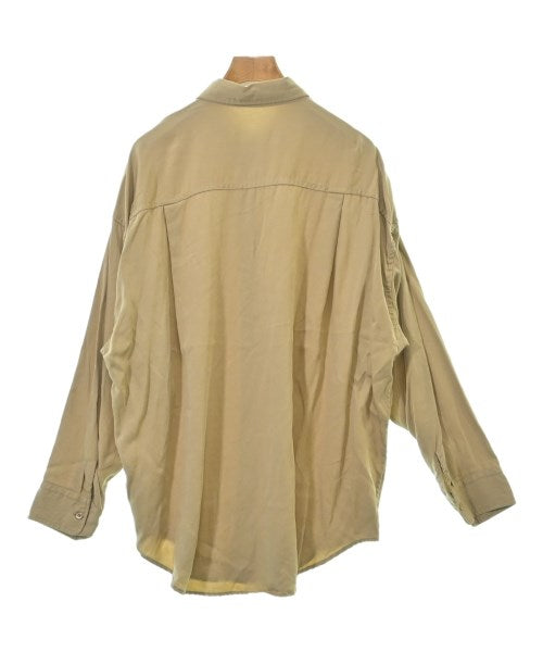 Plage เสื้อลำลอง