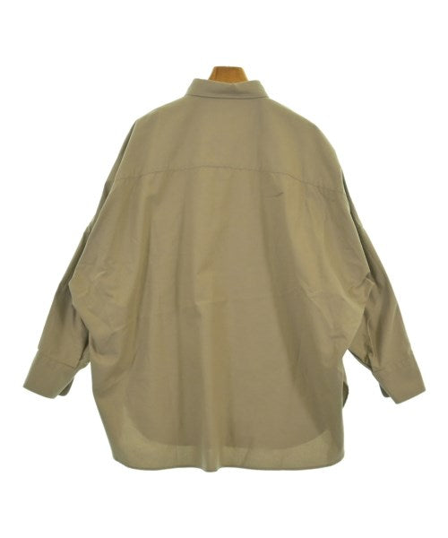 Plage เสื้อลำลอง