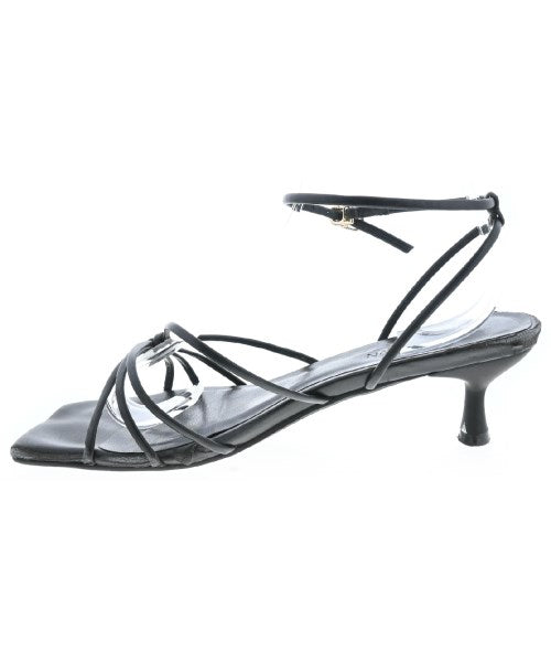 Lily Brown รองเท้าแตะ