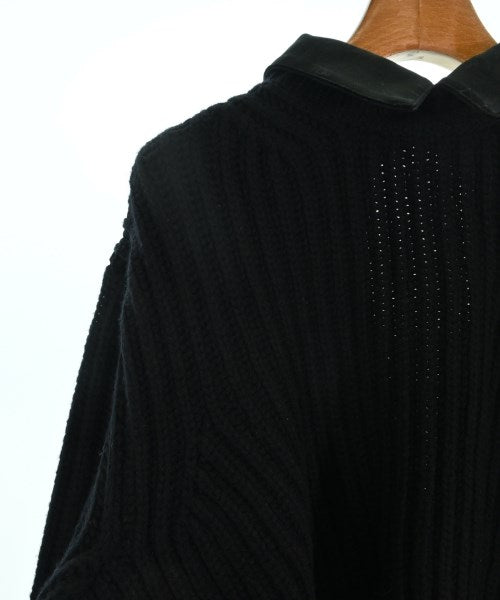 sacai เสื้อกันหนาว