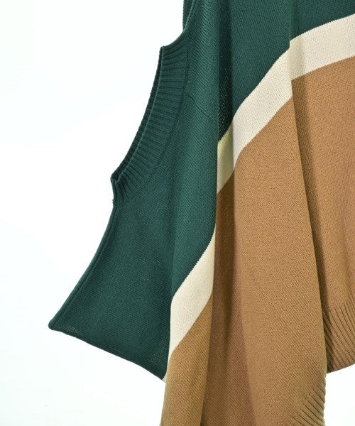 sacai เสื้อกันหนาว