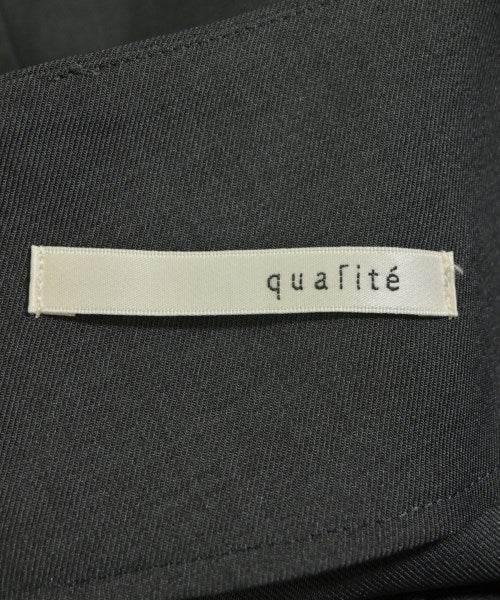 qualite ชุดเดรส
