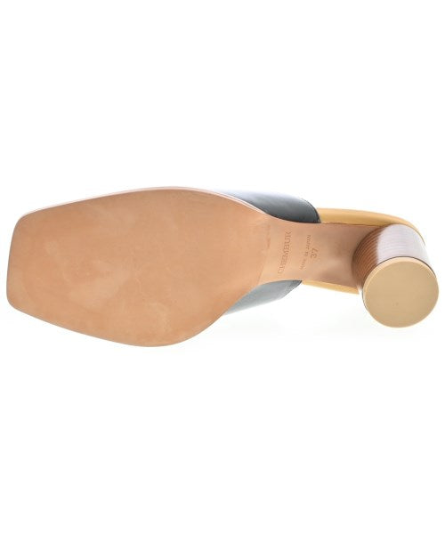 CHEMBUR รองเท้าแตะ