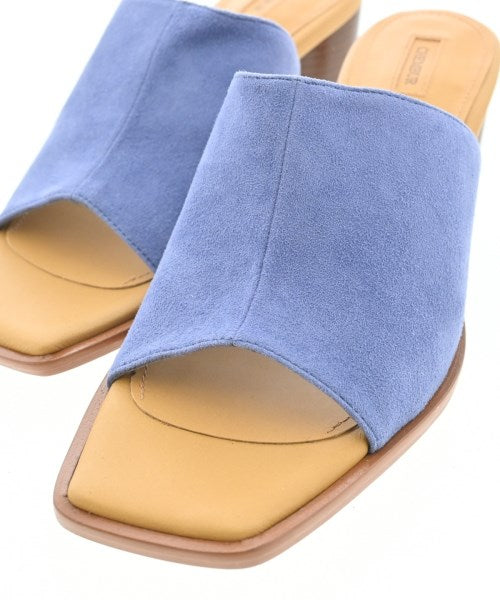 CHEMBUR รองเท้าแตะ