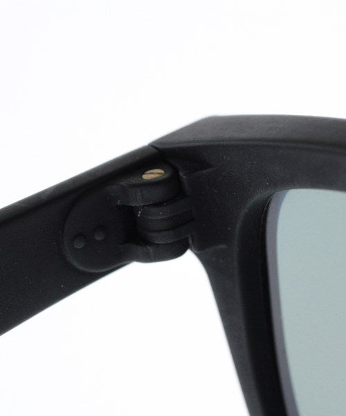 TOMS แว่นกันแดด