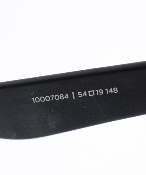 TOMS แว่นกันแดด