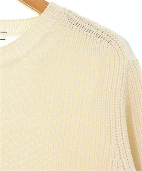 BEIGE, เสื้อกันหนาว
