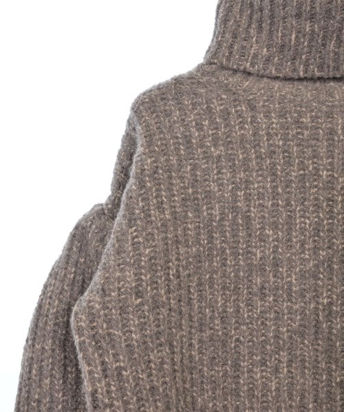 BEIGE, เสื้อกันหนาว