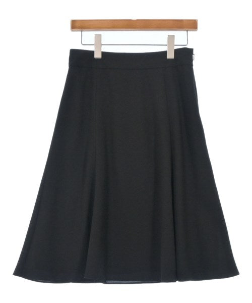 Reflect กระโปรงยาวถึงเข่า