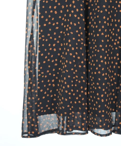 Reflect ชุดเดรส