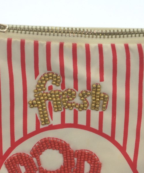 Control Freak กระเป๋าสะพาย