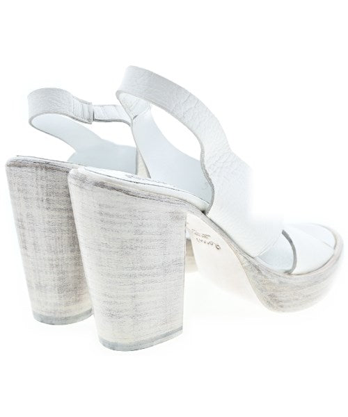 Rocco P รองเท้าแตะ