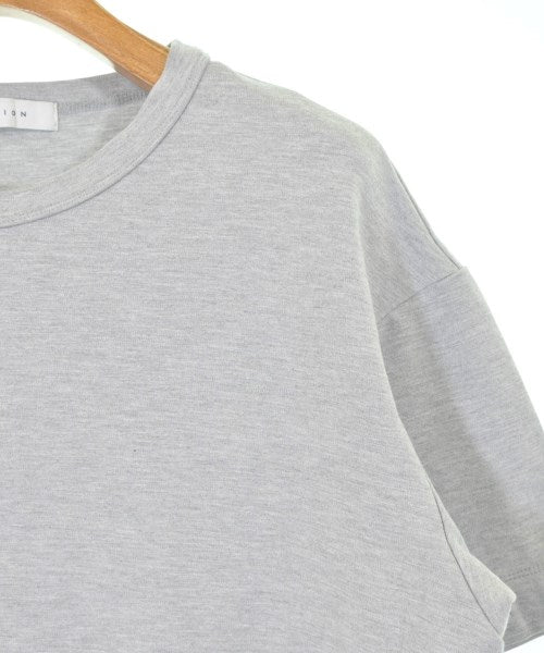 ESTNATION เสื้อยืด/เสื้อท็อปส์