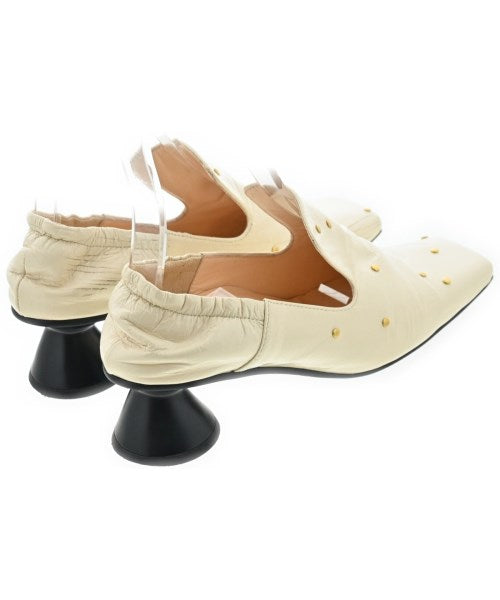 AKIRA NAKA รองเท้าส้นสูง