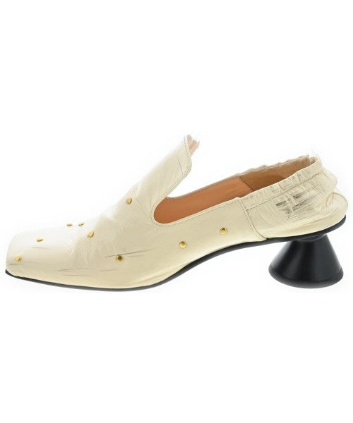 AKIRA NAKA รองเท้าส้นสูง