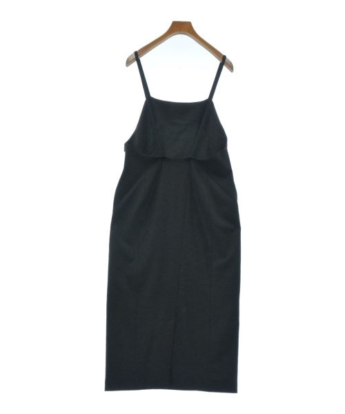 La TOTALITE ชุดเดรส