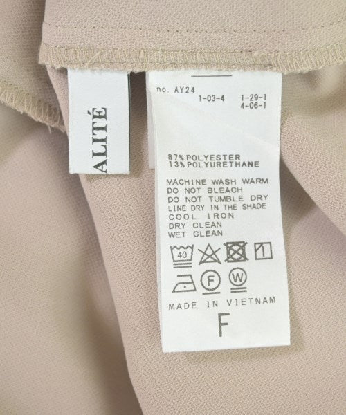 La TOTALITE เสื้อสตรี