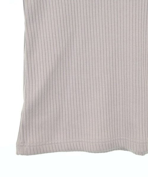 La TOTALITE เสื้อยืด/เสื้อท็อปส์