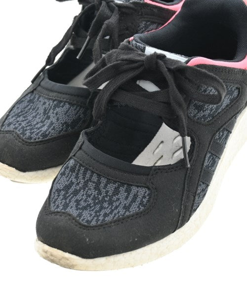 EQUIPMENT รองเท้าผ้าใบ