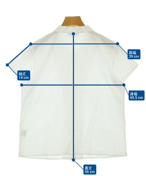 Agnes b. เสื้อลำลอง