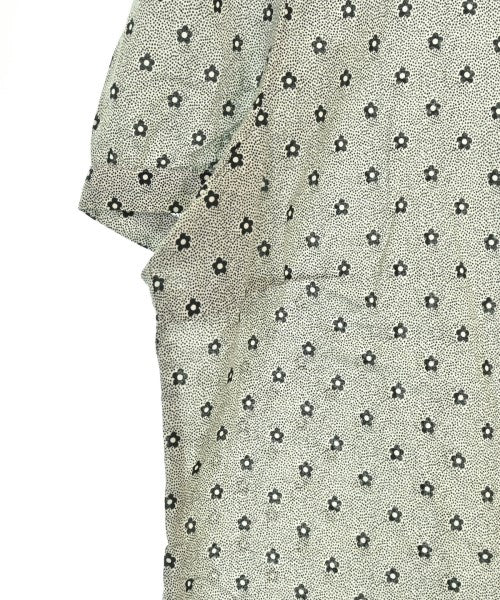 Agnes b. เสื้อลำลอง