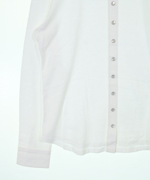 Agnes b. เสื้อลำลอง