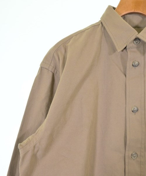 A.P.C. เสื้อลำลอง