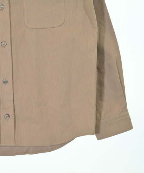 A.P.C. เสื้อลำลอง