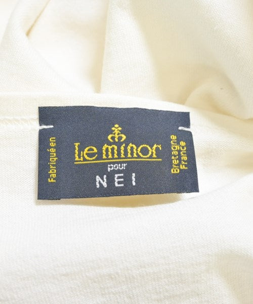 Le minor เสื้อยืด/เสื้อท็อปส์