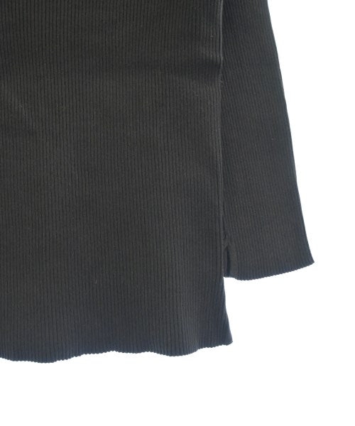 Mila Owen เสื้อกันหนาว